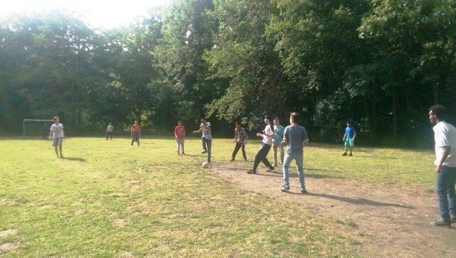Fluechtlinge Fuballspiel